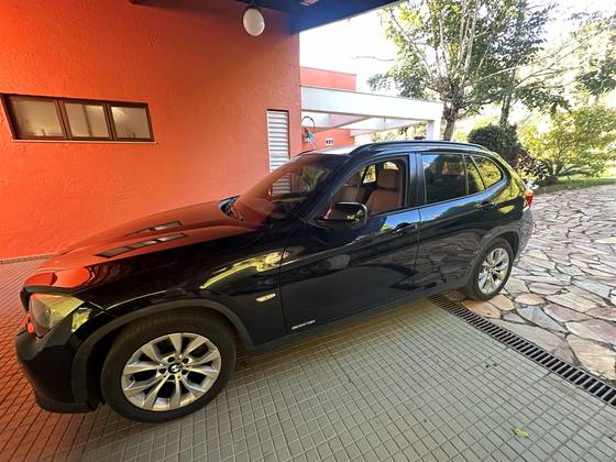 BMW X1 2.0 16V GASOLINA SDRIVE18I 4P AUTOMÁTICO BMW X1 2.0 16V GASOLINA SDRIVE18I 4P AUTOMÁTICO